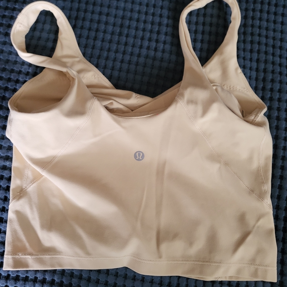 Lululemon - Picture 3 of 4